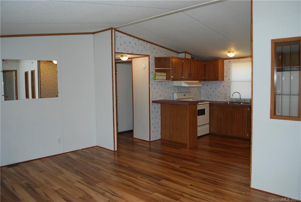 186 Clark Road Mocksville, NC 27028 - Photo 3 of 9 Gallery Image 3