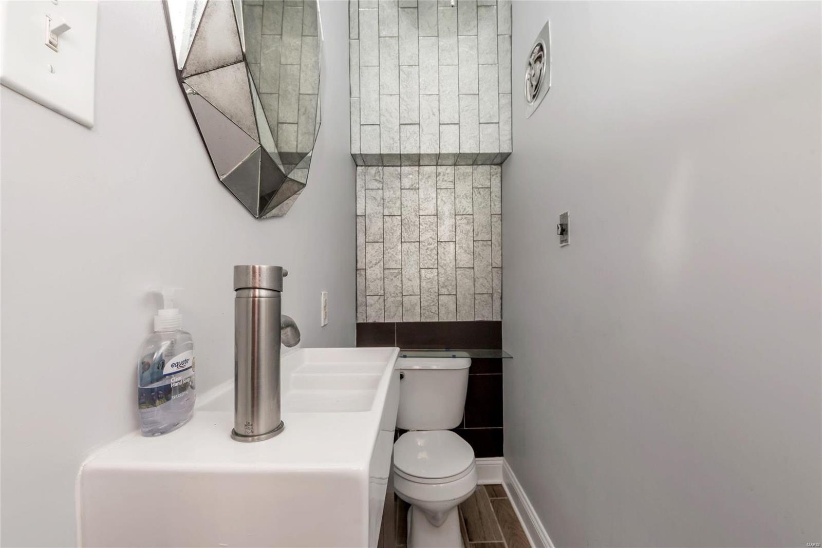 7248 Clayton Road St. Louis, MO 63117 - Photo 12 of 31 Gallery Image 12