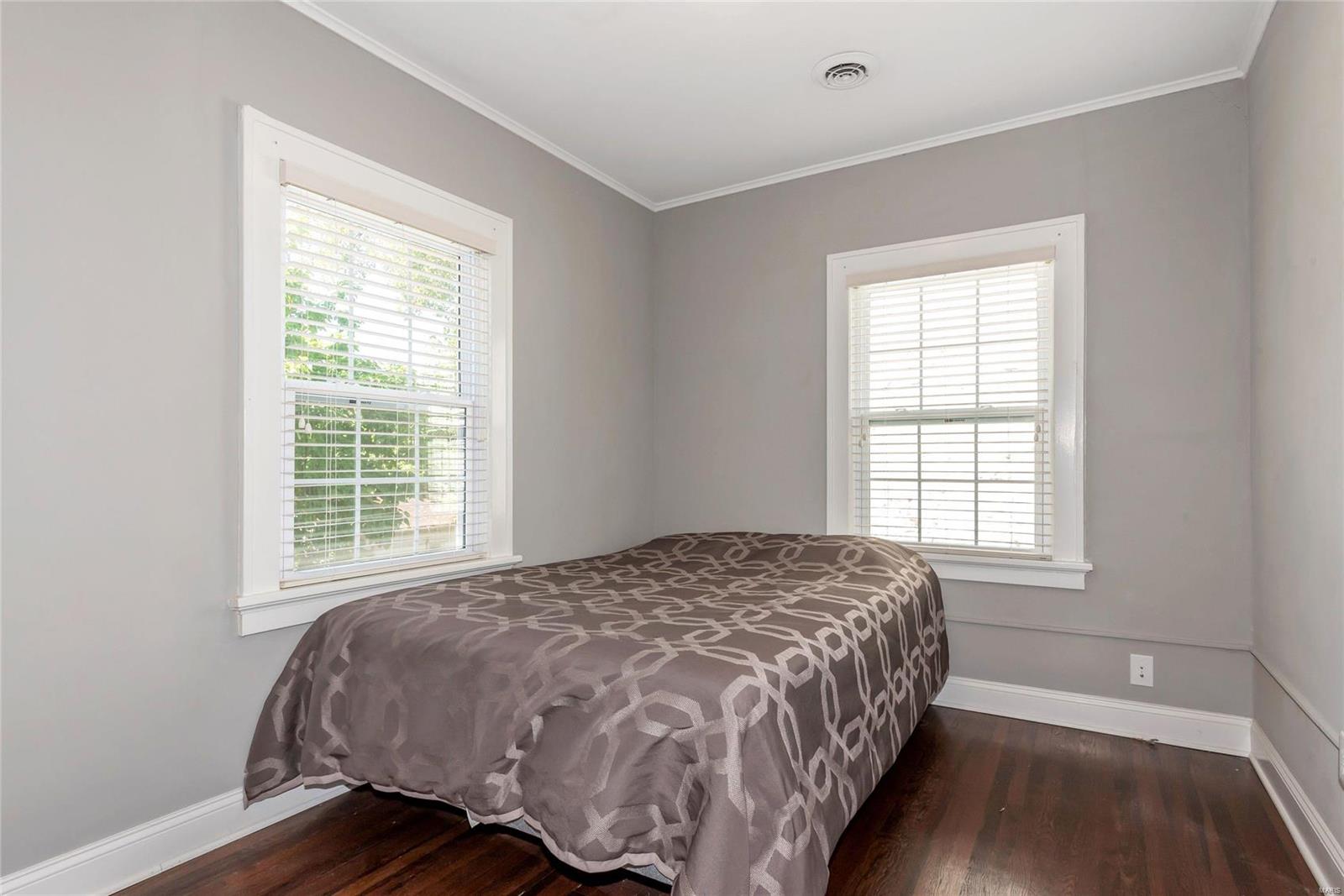 7248 Clayton Road St. Louis, MO 63117 - Photo 18 of 31 Gallery Image 18