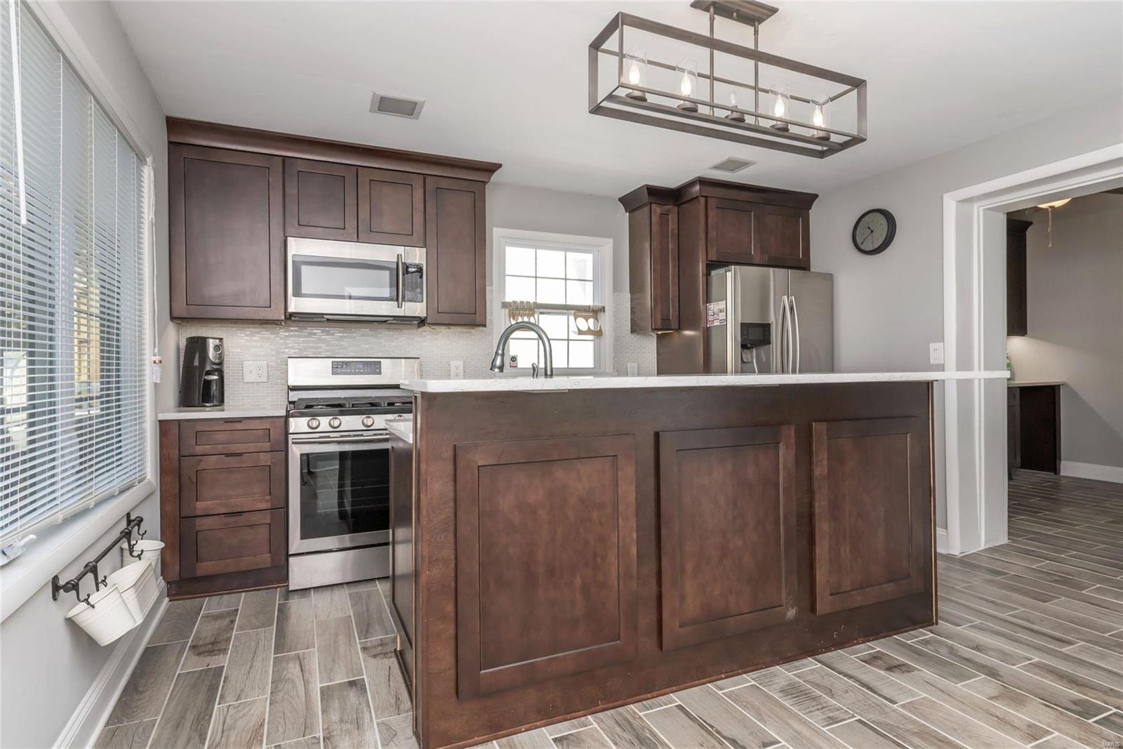 7248 Clayton Road St. Louis, MO 63117 - Photo 4 of 31 Gallery Image 4
