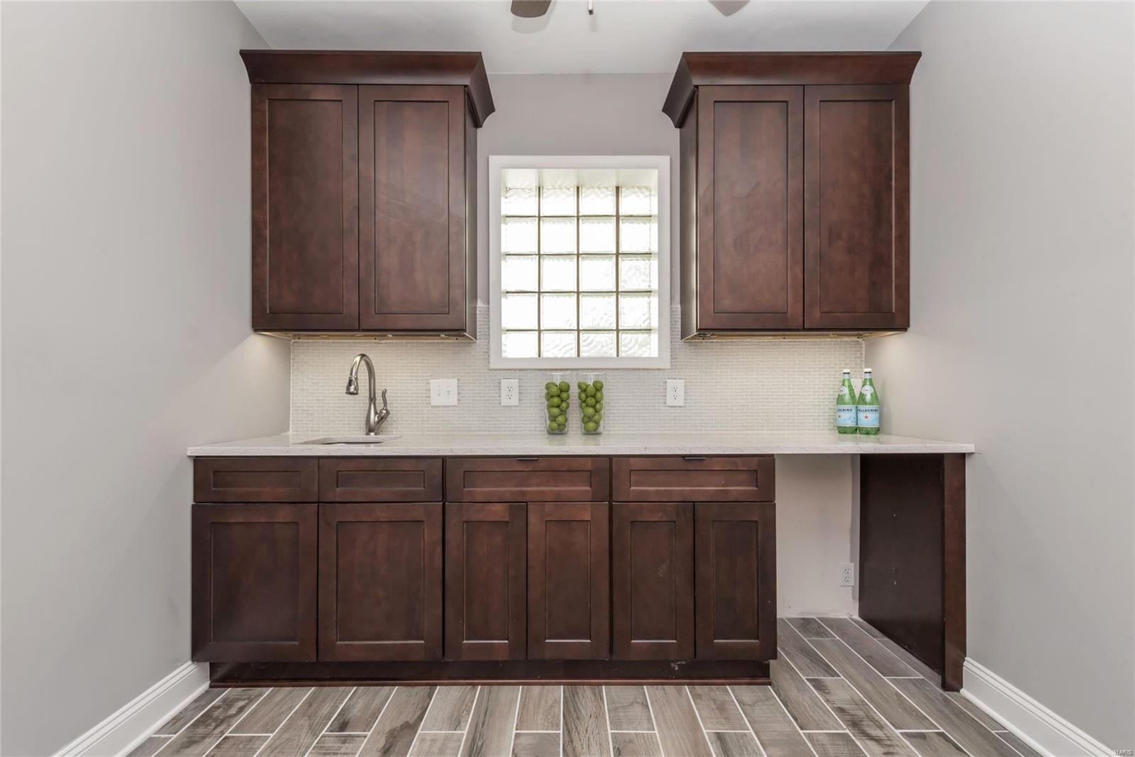 7248 Clayton Road St. Louis, MO 63117 - Photo 10 of 31 Gallery Image 10