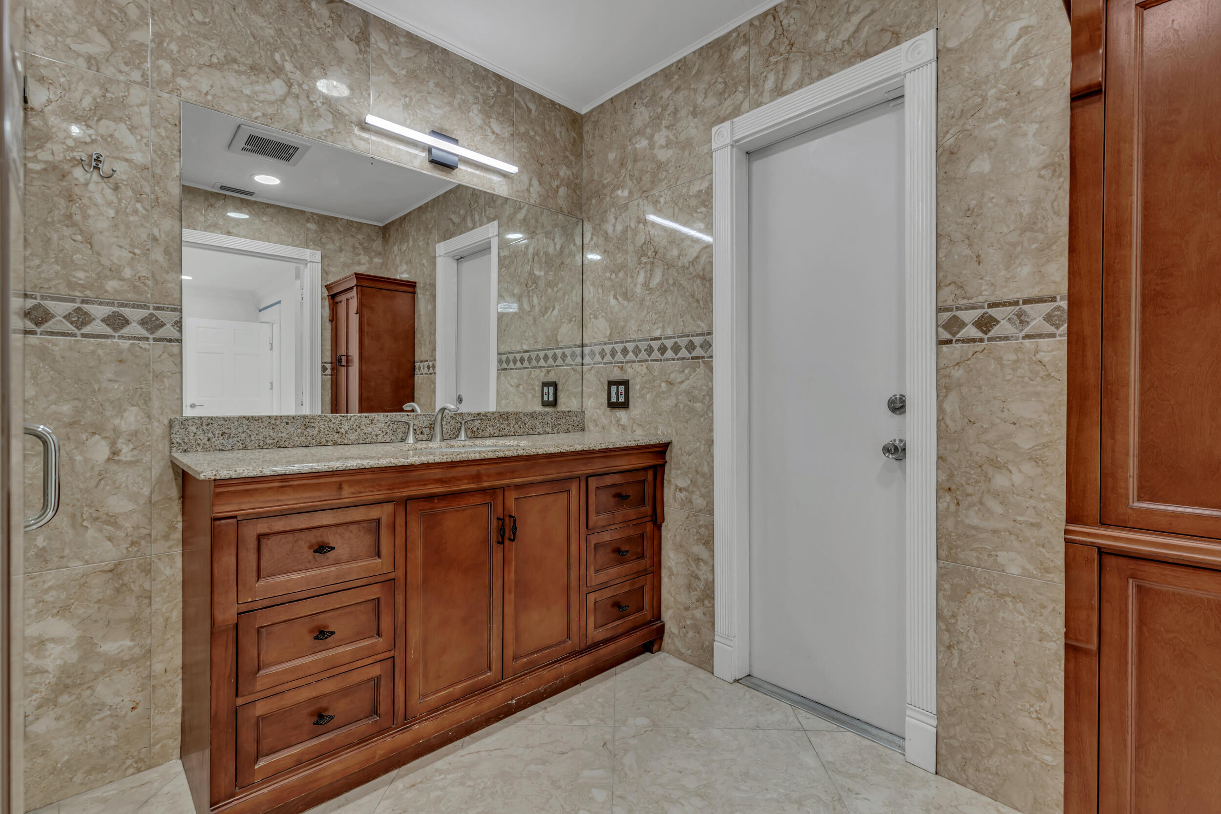 21452 Woodchuck Lane Boca Raton, FL 33428 - Photo 11 of 48 11