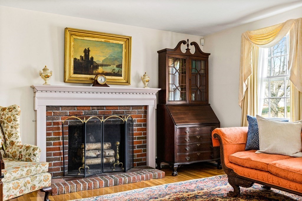13 Pioneer Road Hingham, MA 02043 - Photo 16 of 37 Gallery Image 16