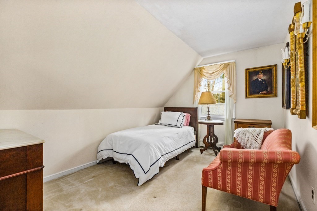 13 Pioneer Road Hingham, MA 02043 - Photo 26 of 37 Gallery Image 26