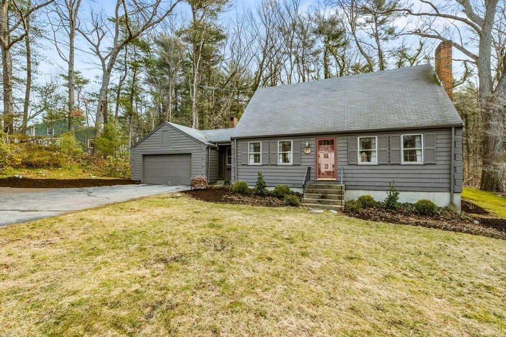 13 Pioneer Road Hingham, MA 02043 - Photo 35 of 37 Gallery Image 35