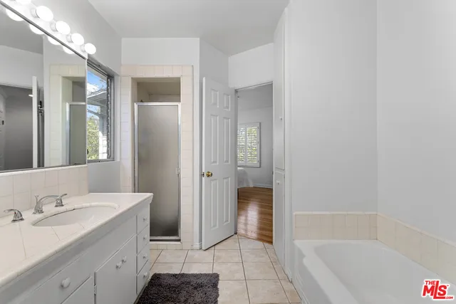 $2,895,000 | 172 South Woodburn Drive, Los Angeles, CA 90049