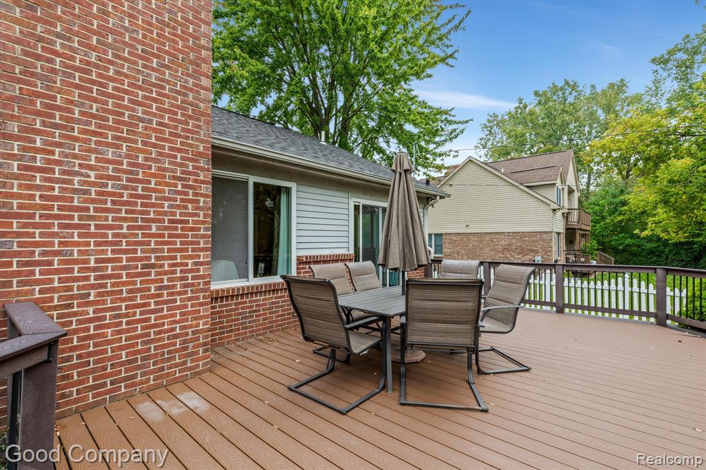 41553 Cherry Hill Road Canton, MI 48188 - Photo 34 of 38