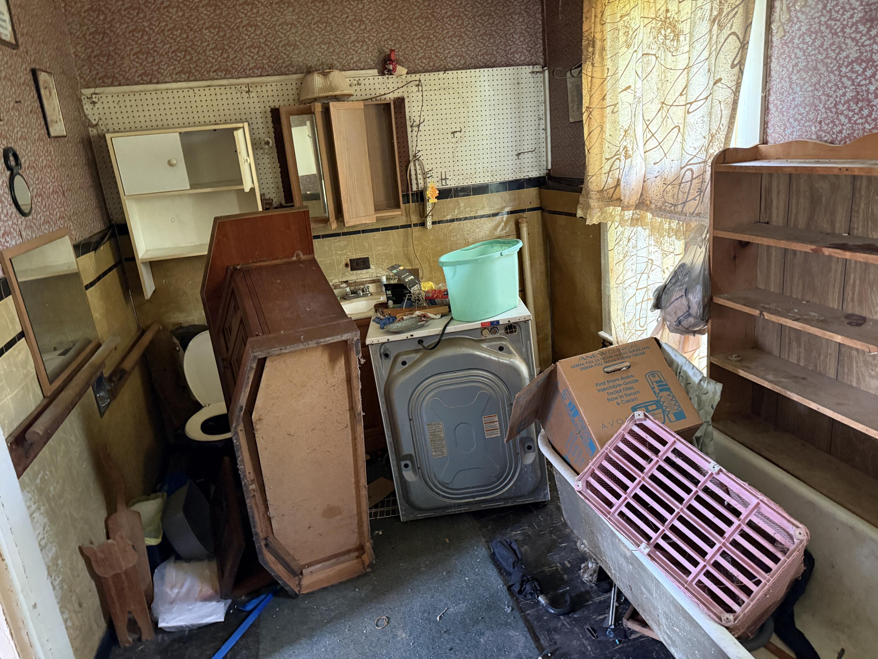 19 Schoolhouse Road Winterport, ME 04496 - Photo 4 of 10 IMG_7948