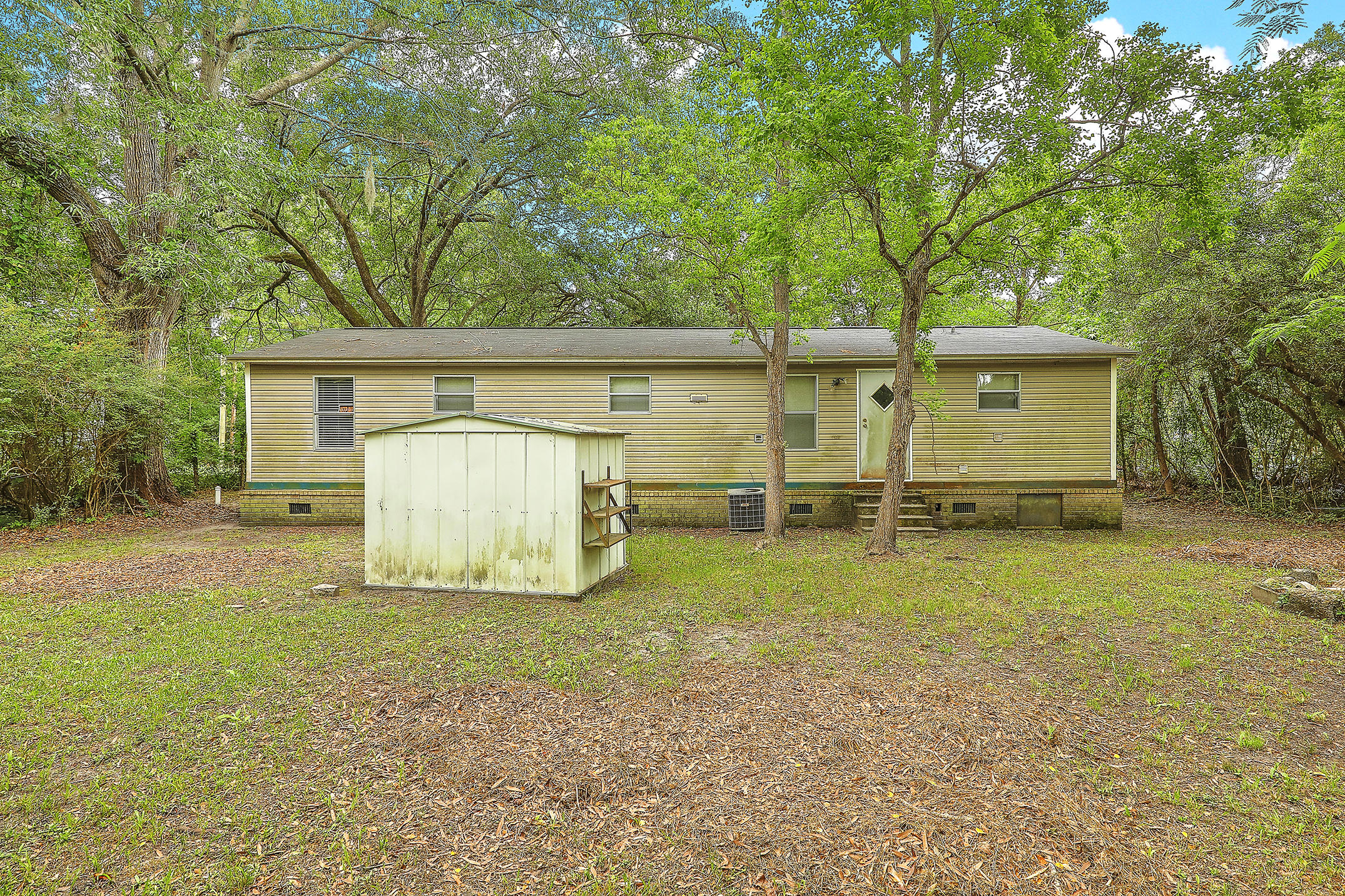 1884 Woodland Road Charleston, SC 29414 - Photo 24 of 26 1884 Woodland Road Charleston SC 29414