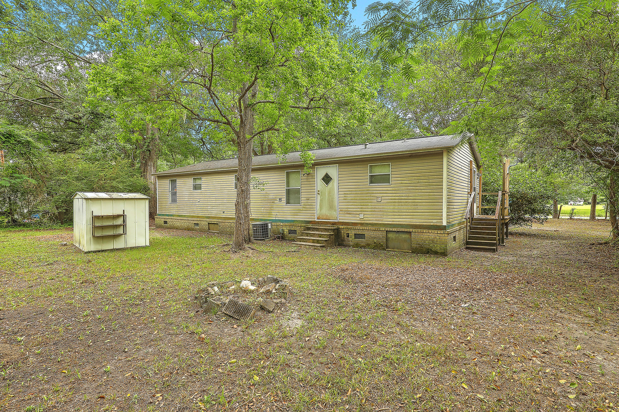 1884 Woodland Road Charleston, SC 29414 - Photo 25 of 26 1884 Woodland Road Charleston SC 29414