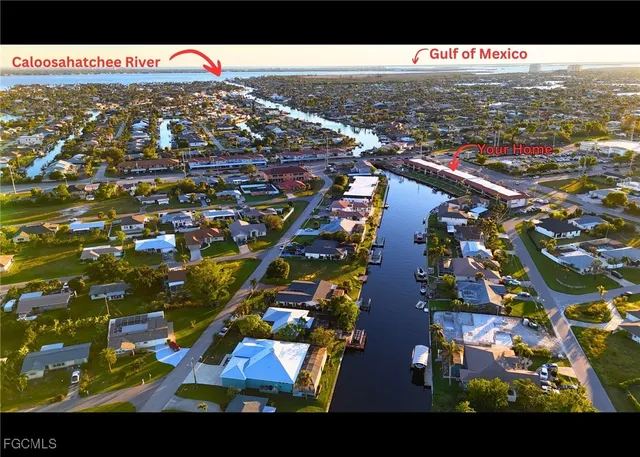 $215,000 | 4713 Santa Barbara Boulevard, Unit E3, Cape Coral, FL 33914