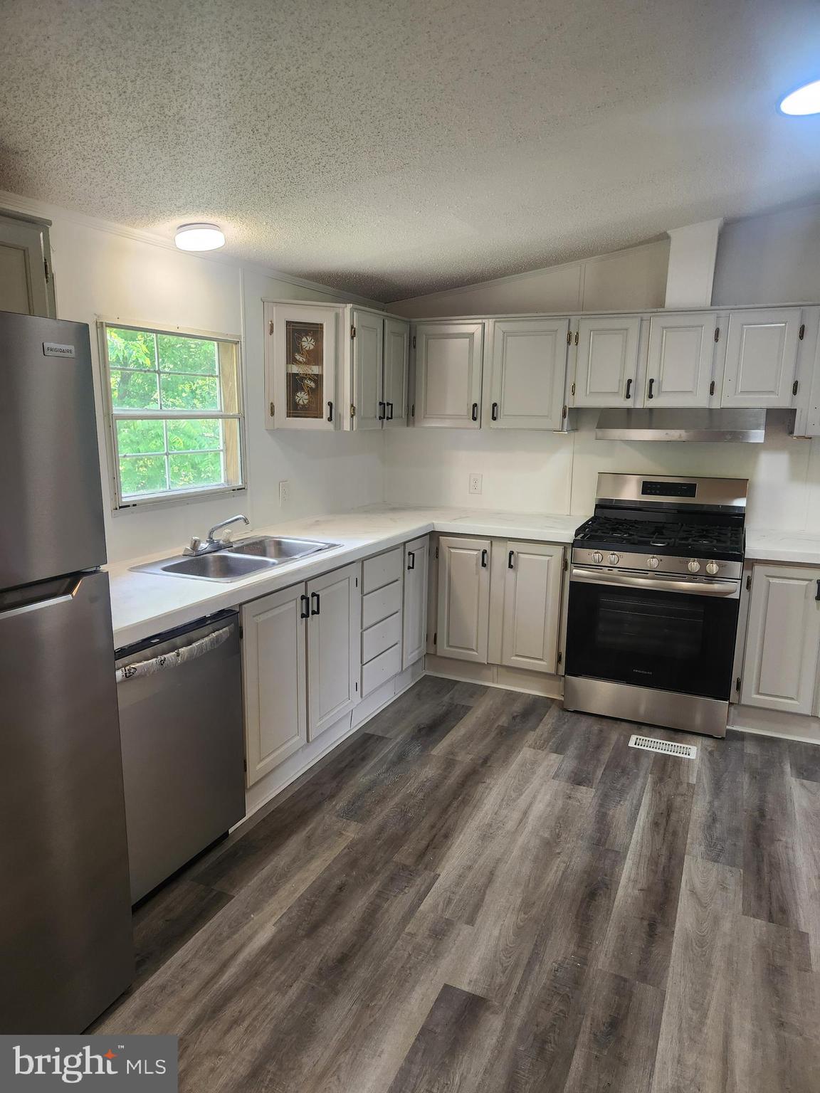 701 Cassel Road Manchester, PA 17345 - Photo 3 of 16 Gallery Image 3