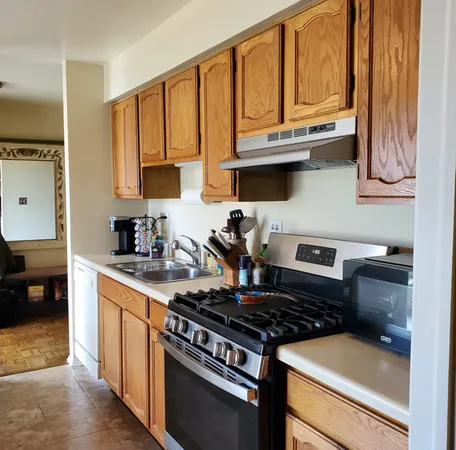 $264,900 | 131 Autumn Court, Unit 131, Buffalo Grove, IL 60089