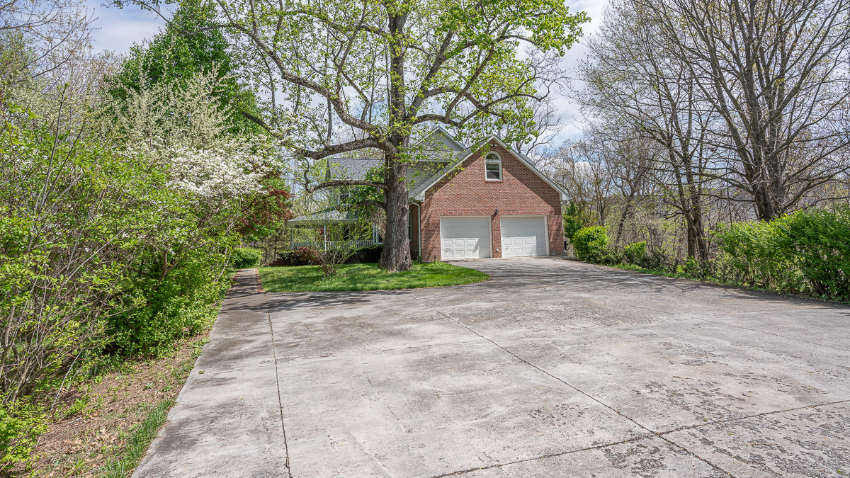 24 Longfield Road Fincastle, VA 24090 - Photo 7 of 86 untitled-7