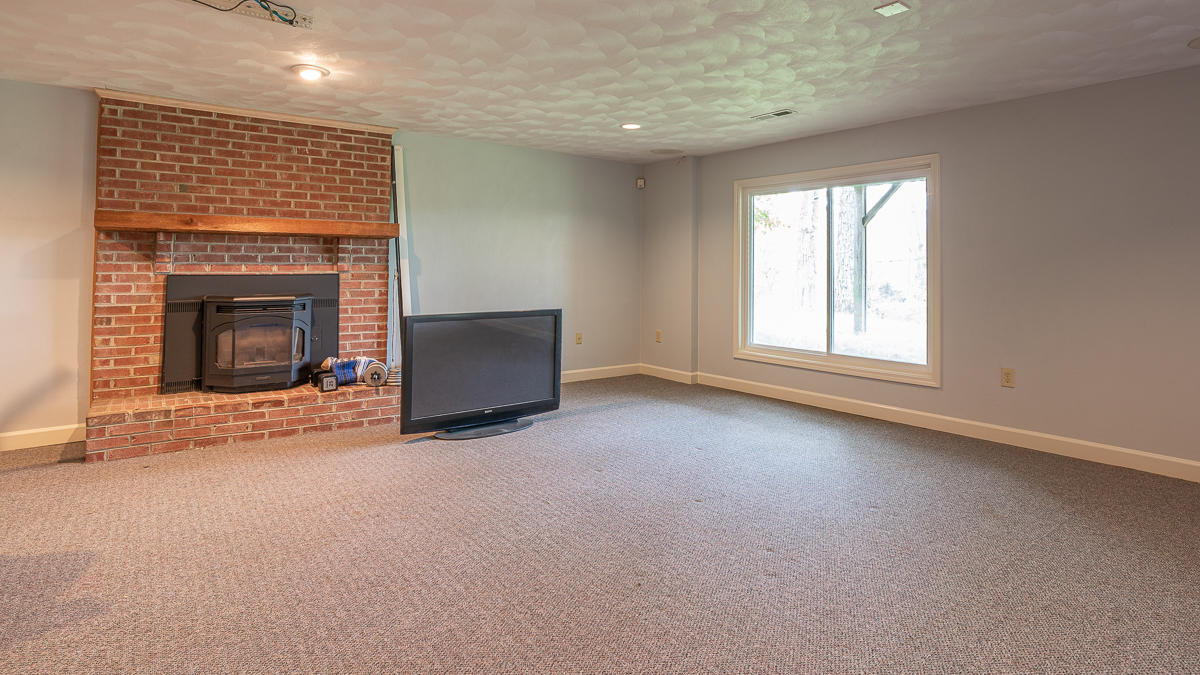 24 Longfield Road Fincastle, VA 24090 - Photo 68 of 86 untitled-68