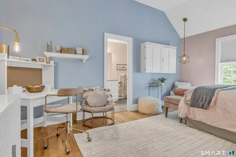 $1,475,000 | 10 Arthur's Court, Newtown, CT 06470