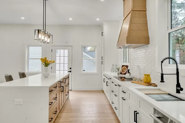 $2,598,000 | 22 Estabrook Road, Lexington, MA 02421