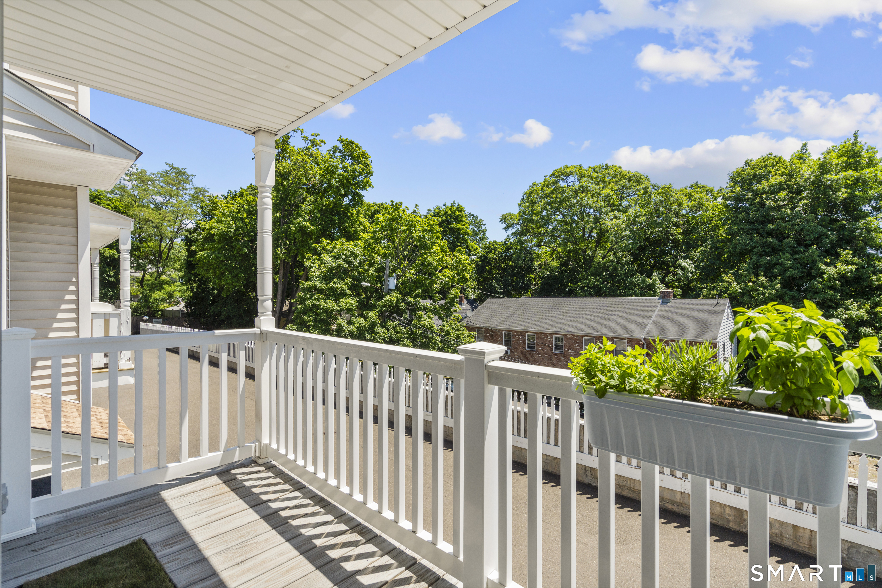42 Highland Road, Unit 6 Stamford, CT 06902 - Photo 15 of 40