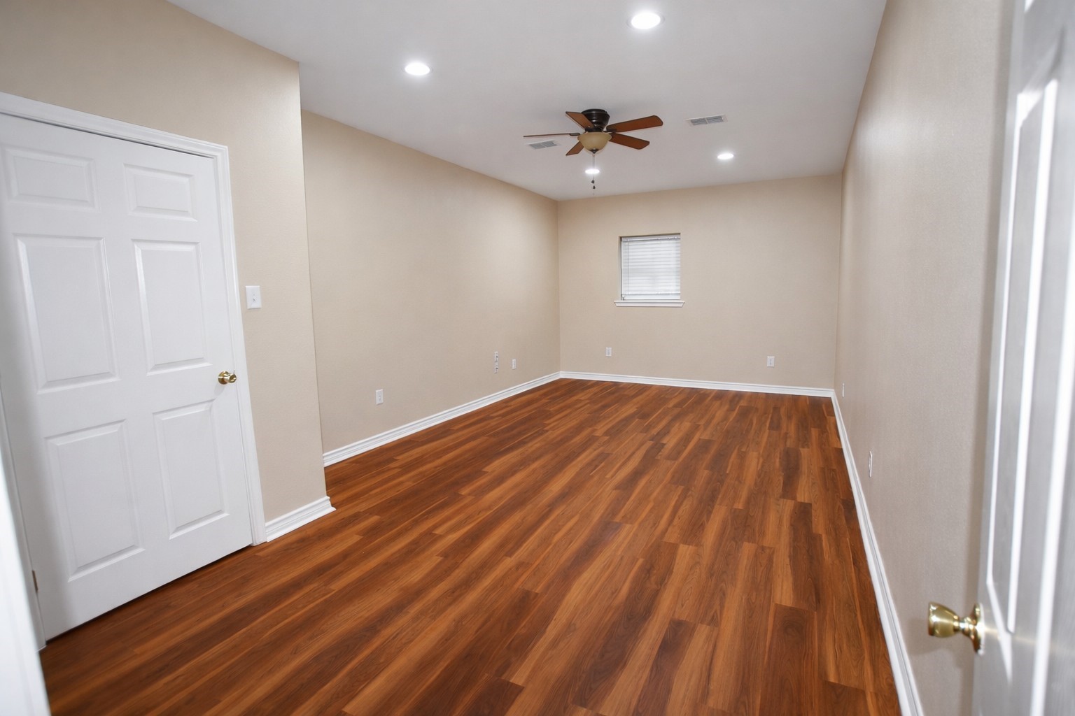 5619 Maple Street Crosby, TX 77532 - Photo 10 of 19