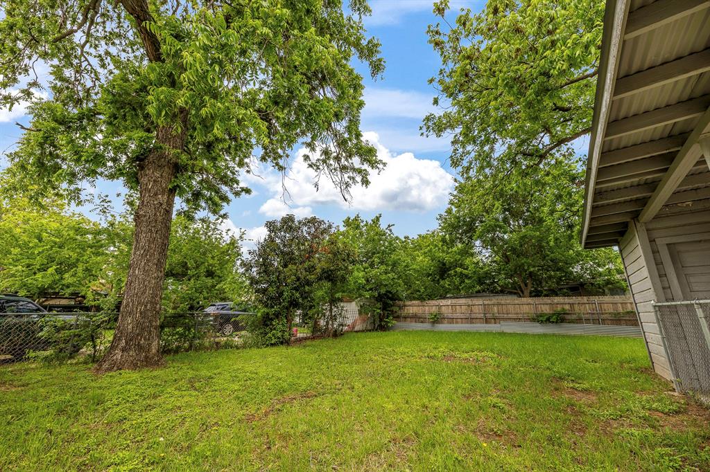 719 West Tarleton Street Stephenville, TX 76401 - Photo 26 of 30 a view of a backyard