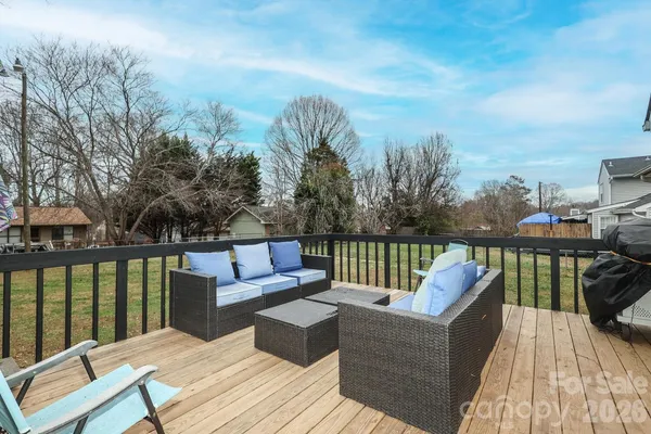 $306,900 | 210 King George Lane, Gastonia, NC 28056