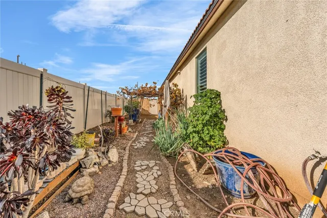 $725,000 | 35140 Tavel Street, Winchester, CA 92596