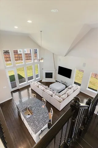 a view of a workspace with furniture