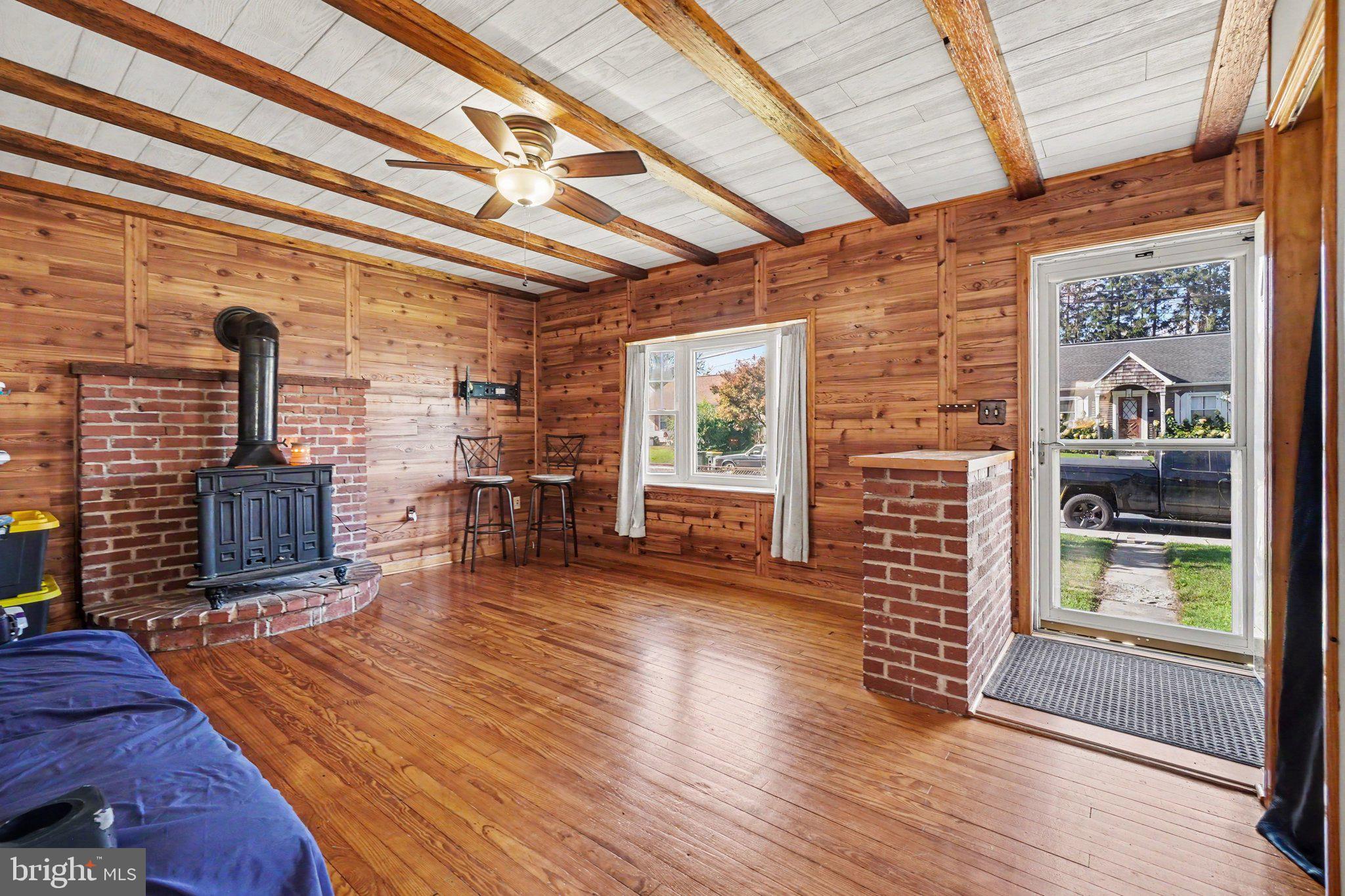 212 Wecaf Road New Holland, PA 17557 - Photo 3 of 32 Gallery Image 3