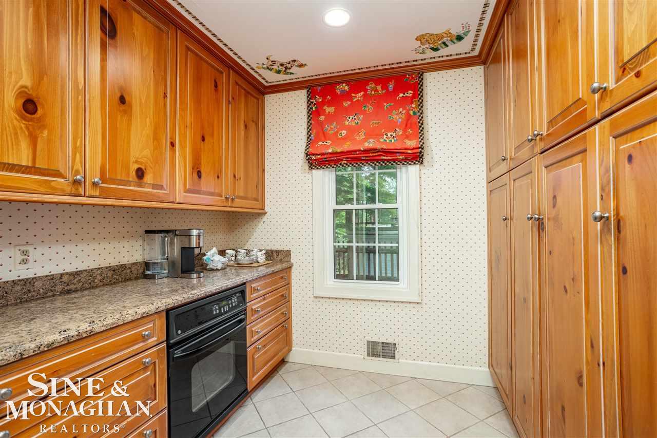 233 Merriweather Road Grosse Pointe Farms, MI 48236 - Photo 10 of 79