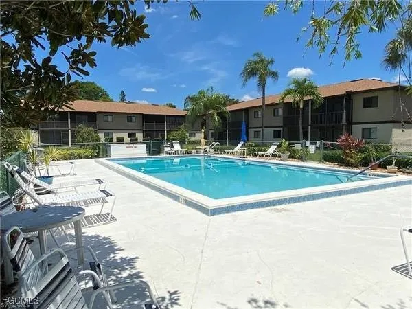 $950 | 4790 South Cleveland Avenue, Unit 1303, Fort Myers, FL 33907