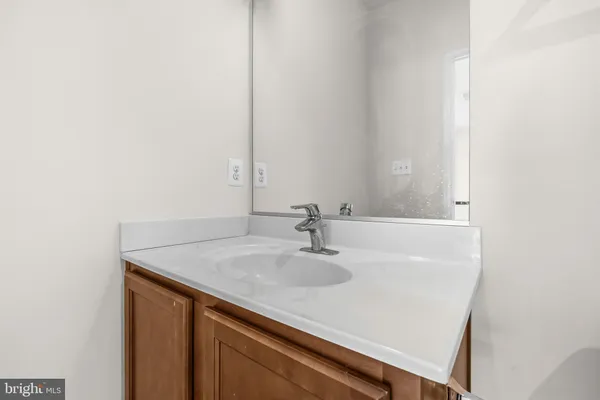 a view of a tennis court