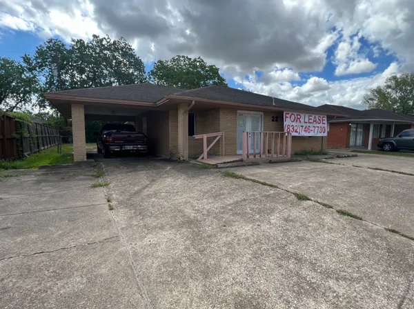 $179,999 | 2207 Strawberry Road, Pasadena, TX 77502
