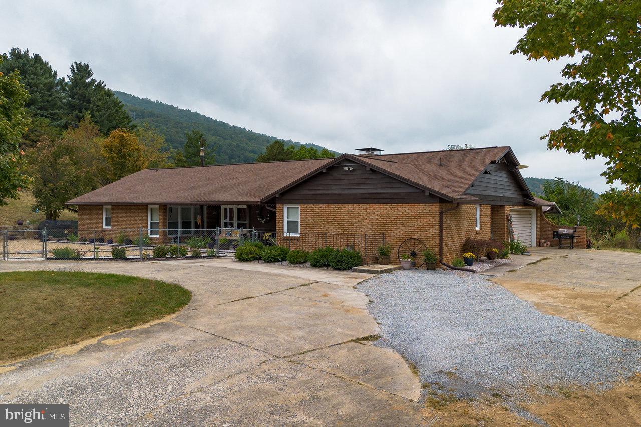 120 Galen Hedrick Road Franklin, WV 26807 - Photo 13 of 115 Charming home nestled in scenic hills.