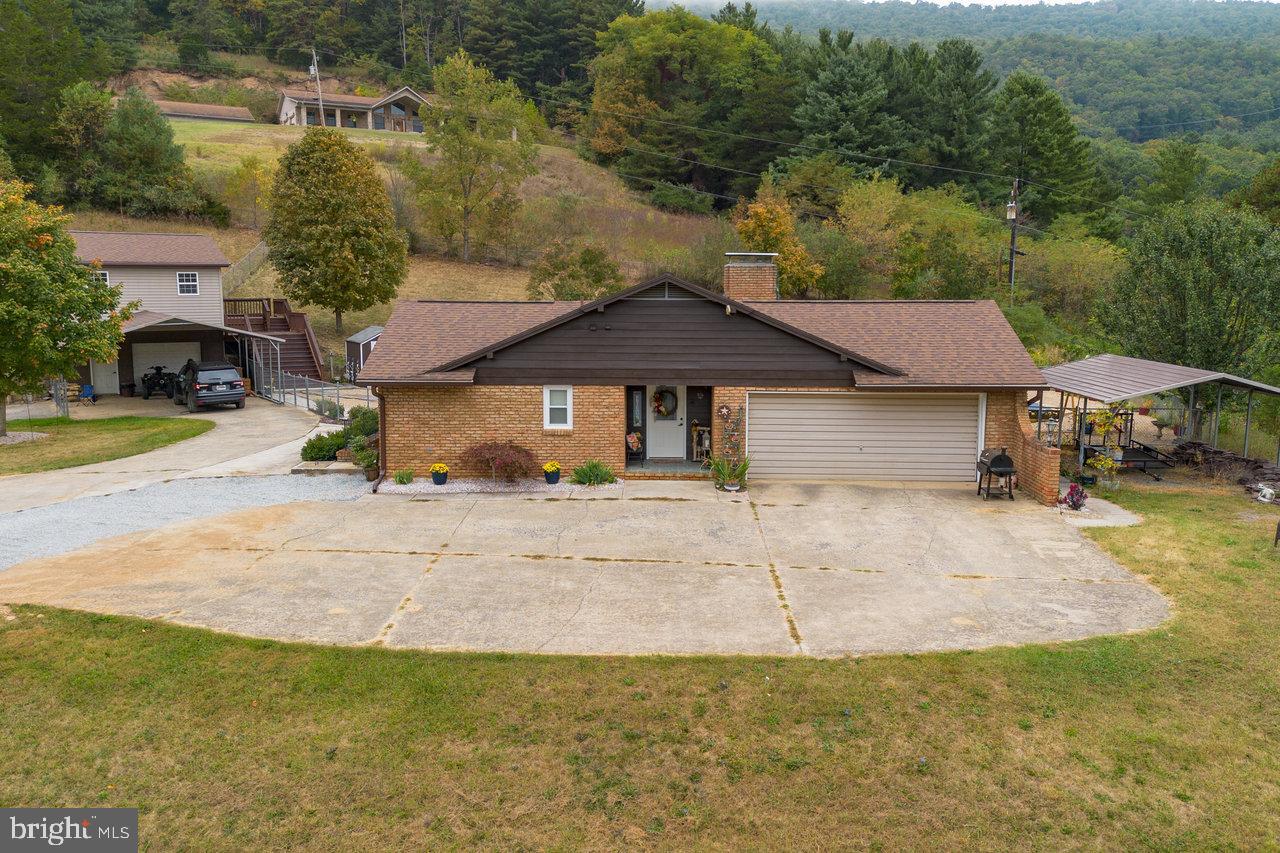 120 Galen Hedrick Road Franklin, WV 26807 - Photo 14 of 115 a house with a yard
