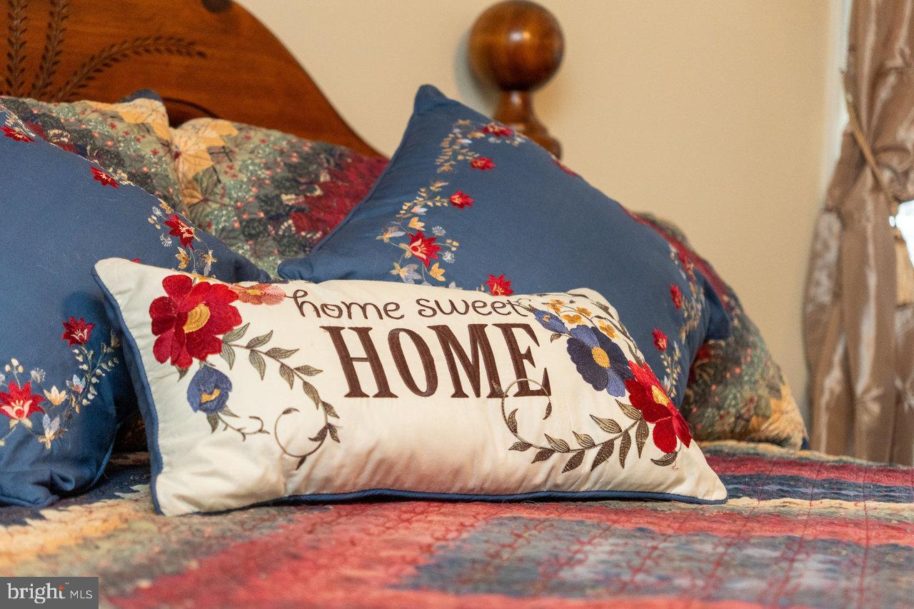 120 Galen Hedrick Road Franklin, WV 26807 - Photo 44 of 115 Cozy retreat with heartfelt charm.