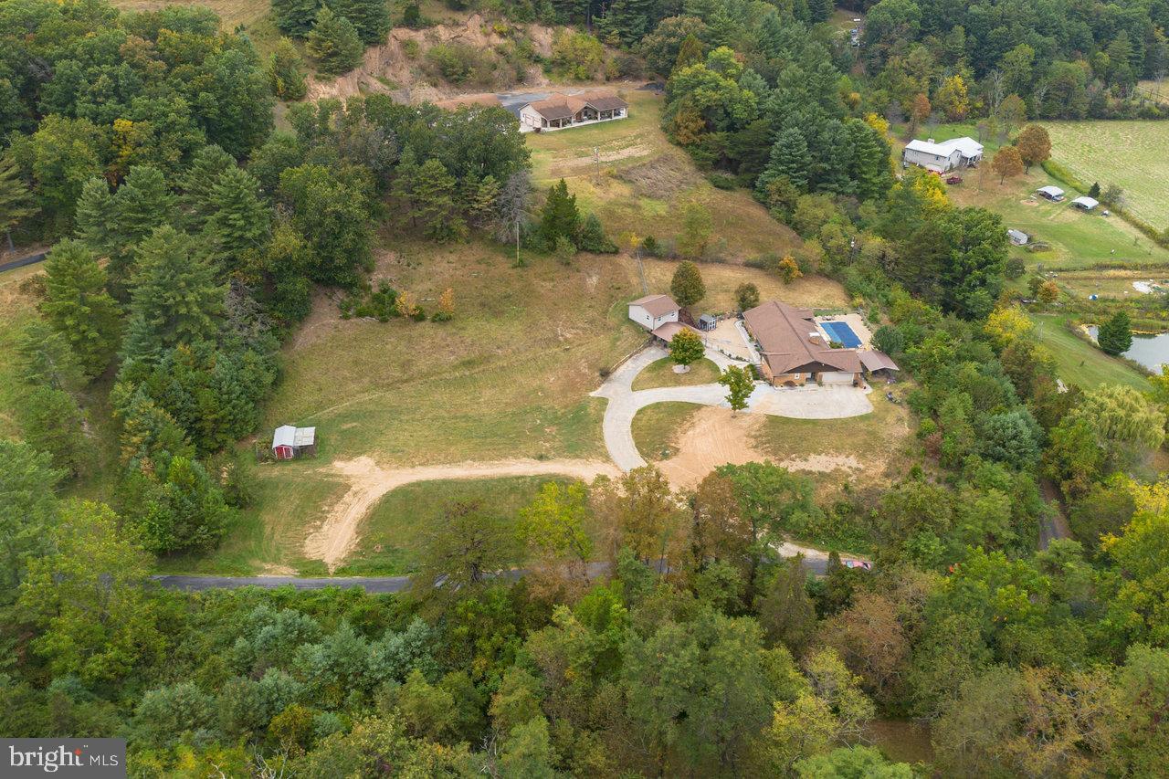 120 Galen Hedrick Road Franklin, WV 26807 - Photo 8 of 115 Serene countryside retreat with lush greenery.