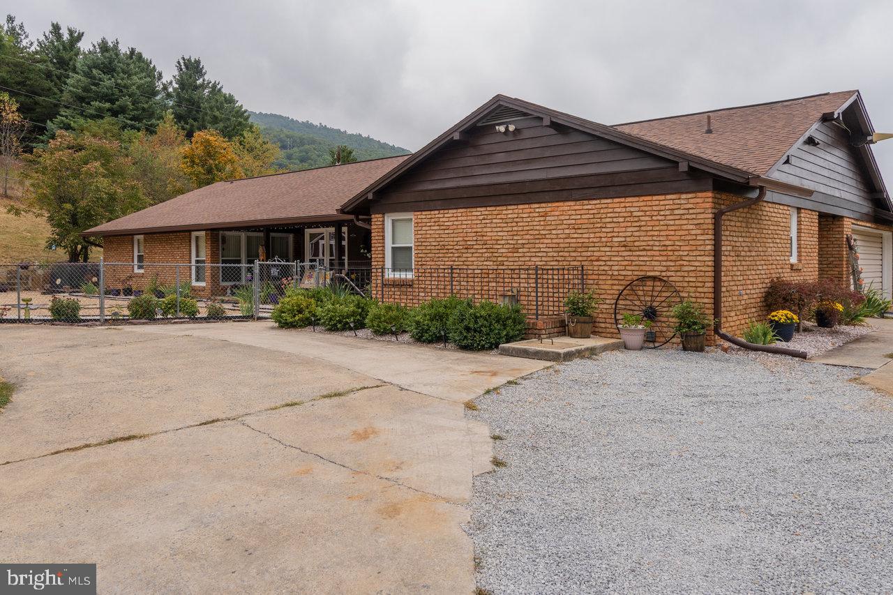 120 Galen Hedrick Road Franklin, WV 26807 - Photo 98 of 115 Charming brick home with scenic mountain views.