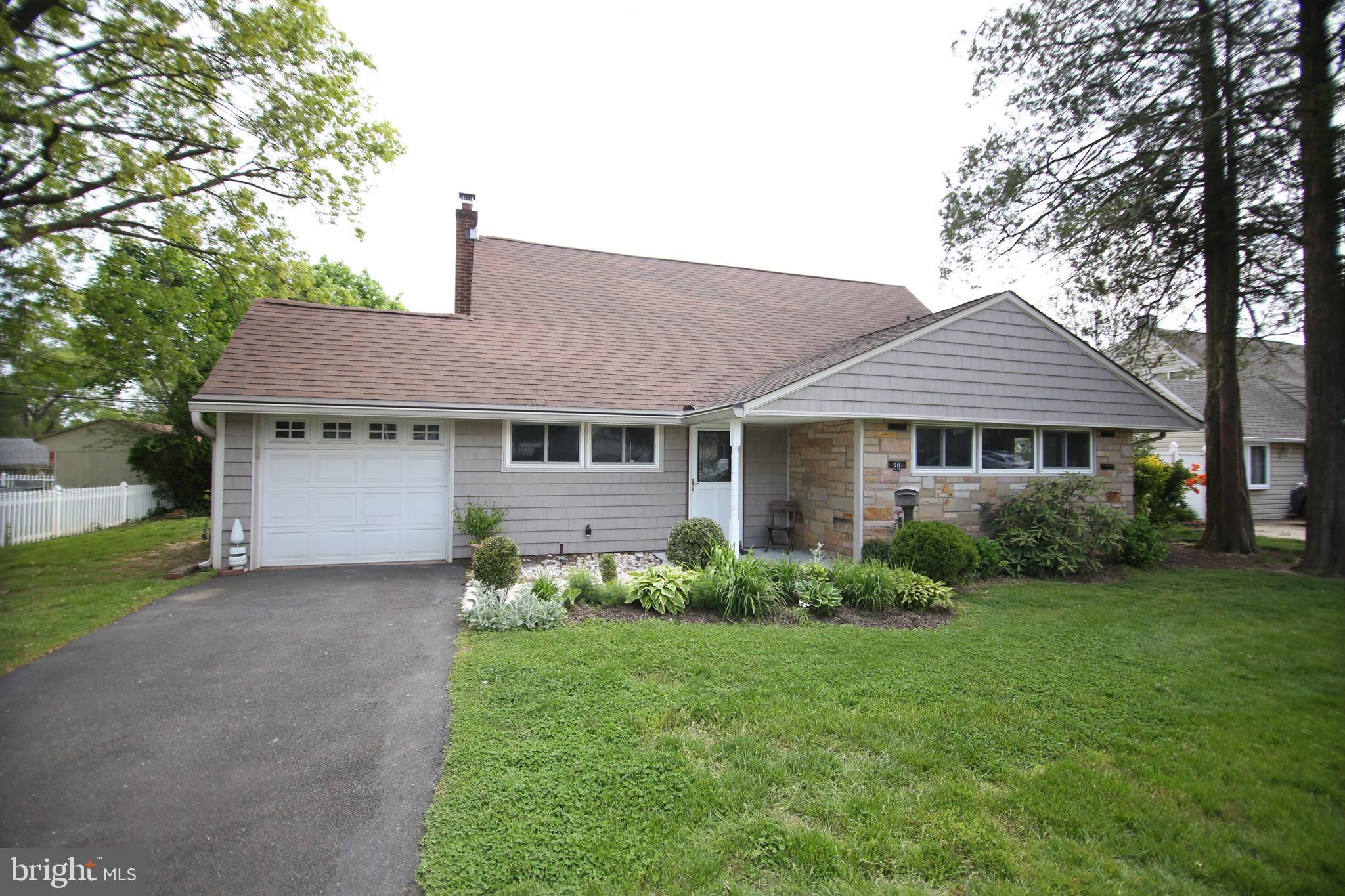 20 Downhill Road Levittown, PA 19056 - Photo 1 of 13 Gallery Image 1