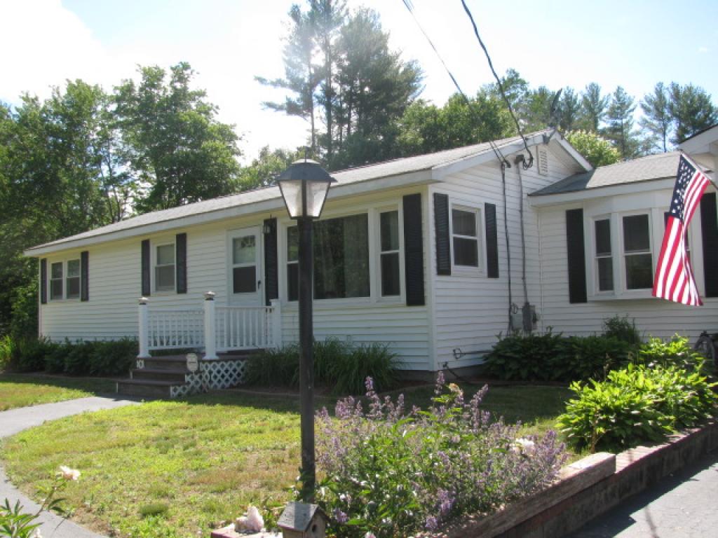 5 Rhodora Drive Epsom, NH 03234 - Photo 2 of 15