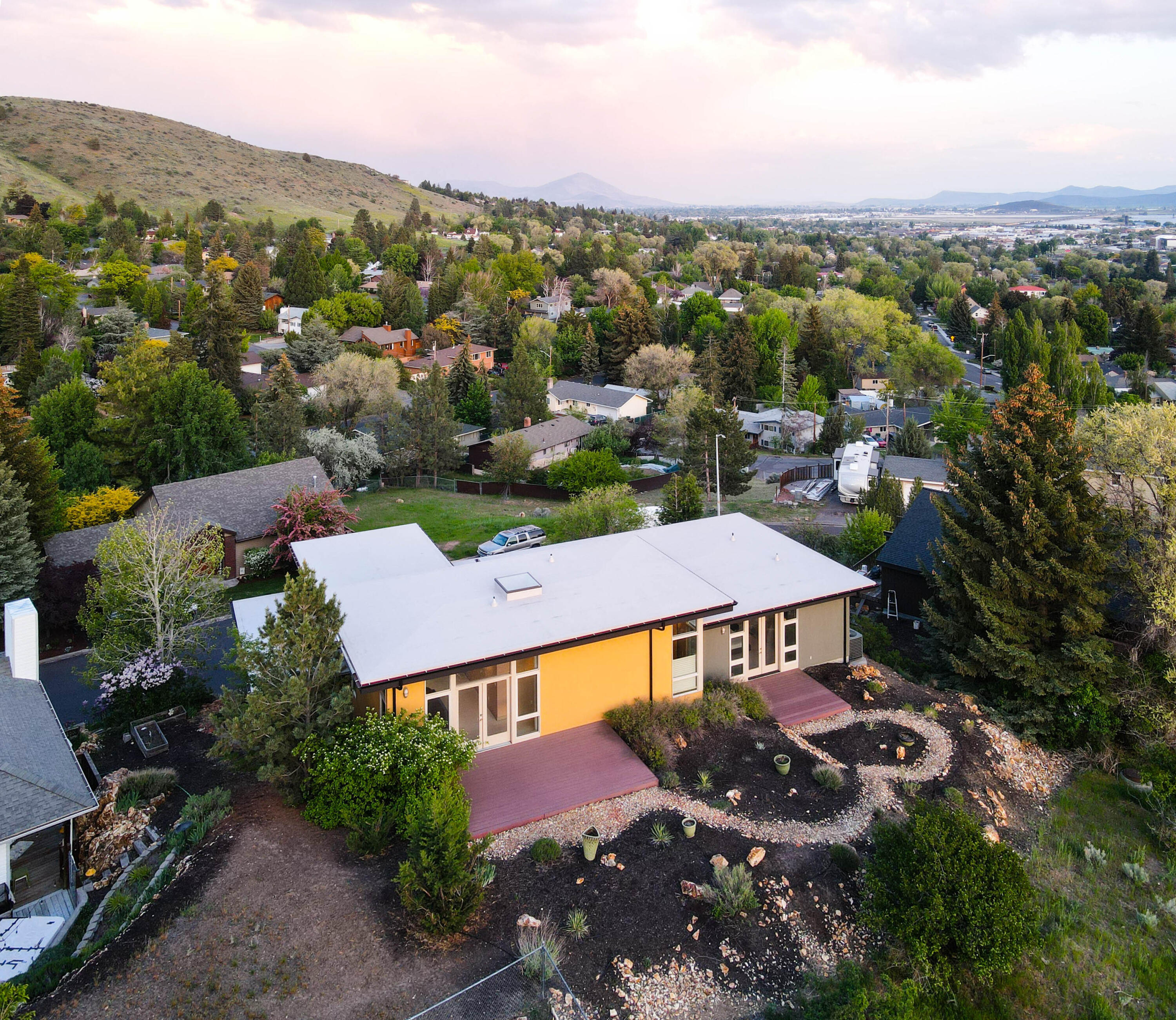 74 Ridgecrest Drive Klamath Falls, OR 97601 - Photo 5 of 109 Ridgecrest__0129