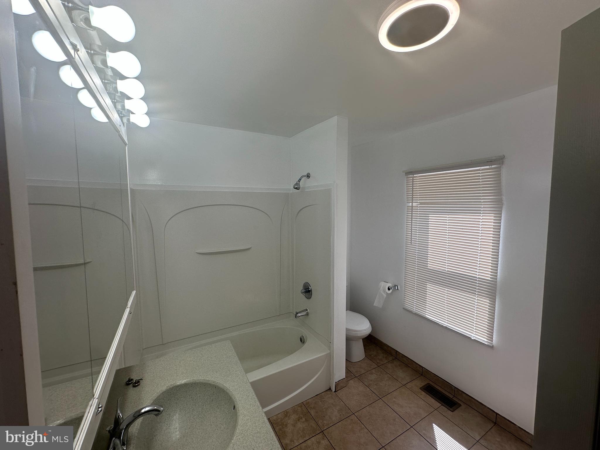 244 Opal Road Millville, NJ 08332 - Photo 5 of 18