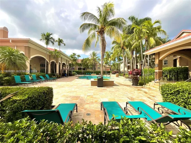 $2,400 | 11631 Southwest 2nd Street, Unit 20104, Pembroke Pines, FL 33025