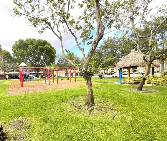 $2,400 | 11631 Southwest 2nd Street, Unit 20104, Pembroke Pines, FL 33025