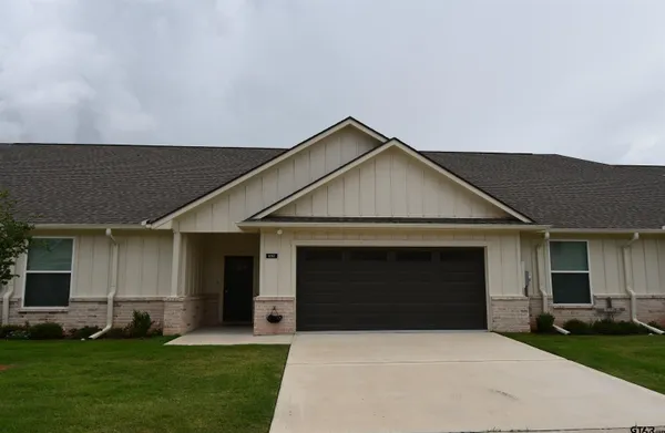 $2,000 | 6067 Hamilton Mdws Way, Tyler, TX 75703