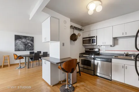 $465,000 | 2144 North Lincoln Park West, Unit 23B, Chicago, IL 60614