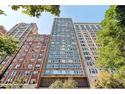 $465,000 | 2144 North Lincoln Park West, Unit 23B, Chicago, IL 60614