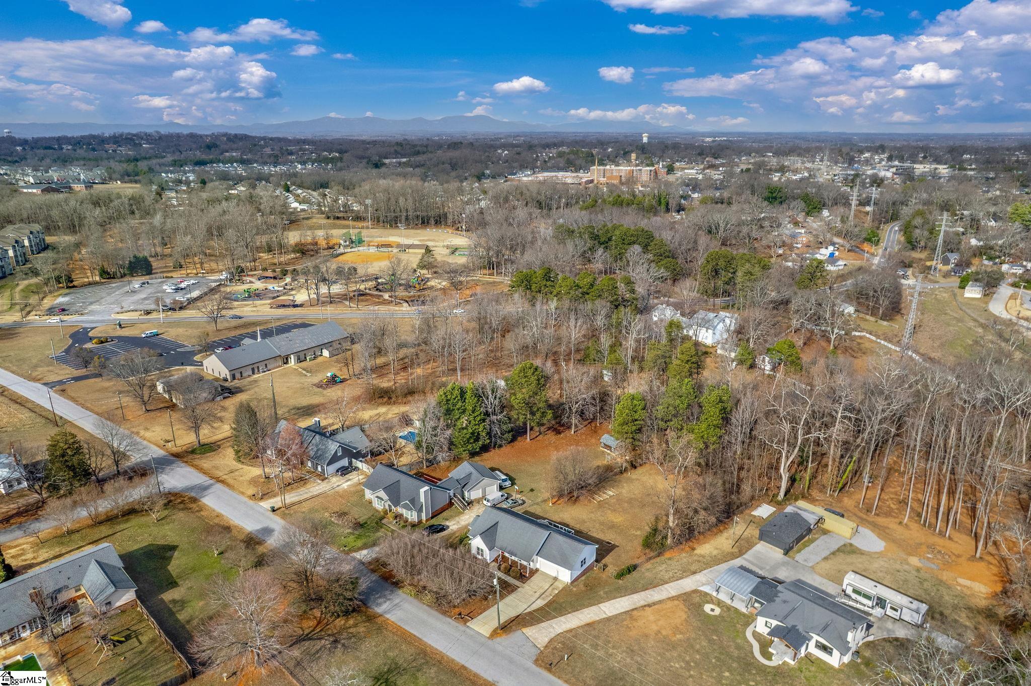 220 James Road Greer, SC 29650 - Photo 25 of 35 Gallery Image 25