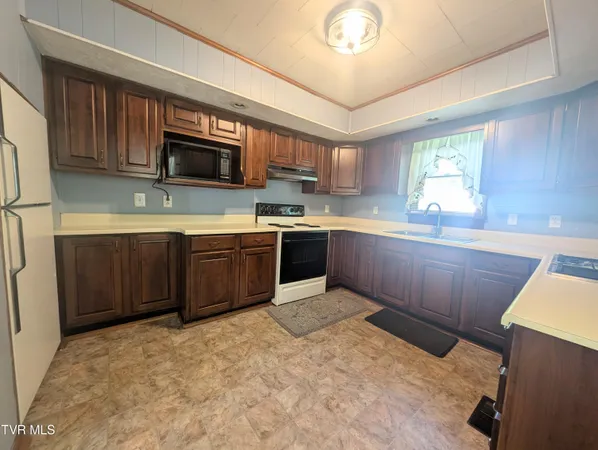 $106,000 | 124 Garmon Sutherland Street, Haysi, VA 24256