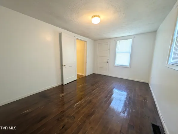 $106,000 | 124 Garmon Sutherland Street, Haysi, VA 24256