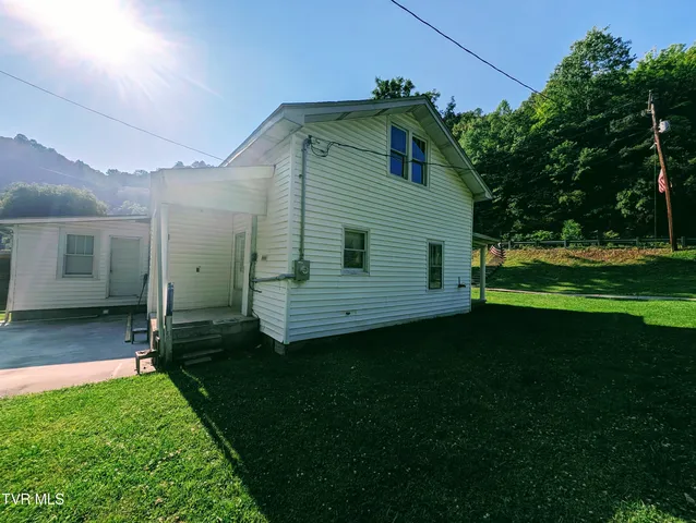 $112,000 | 124 Garmon Sutherland Street, Haysi, VA 24256
